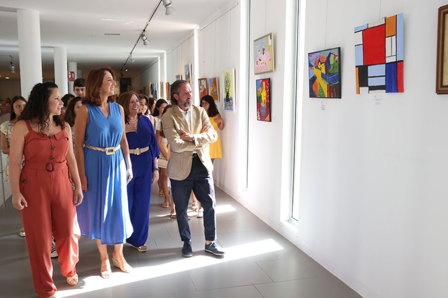 El espacio expositivo de la Diputación acoge una muestra de réplicas de grandes obras maestras de la pintura realizadas por escolares de Alhaurín el Grande