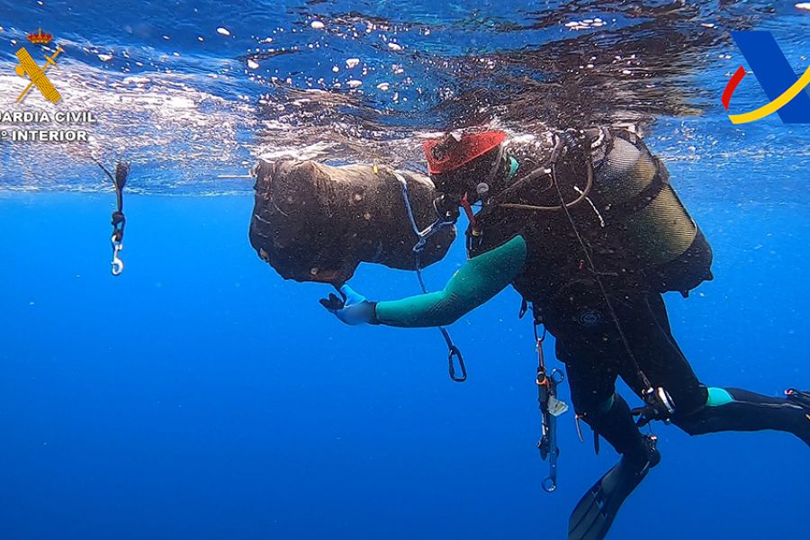 Intervenidos 32 kilos y medio de cocaína en el casco de un barco en el puerto de la Luz de Las Palmas