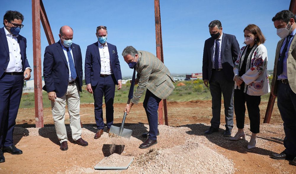 Elías Bendodo asegura que "Andalucía ha pasado de ser un infierno a convertirse en una autopista para la inversión"