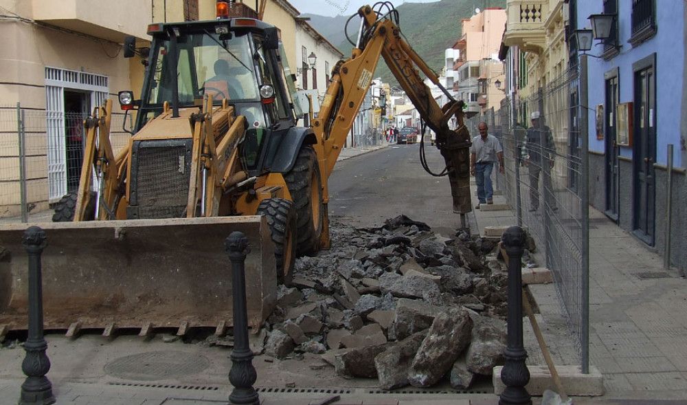 El Gobierno andaluz destinó 75 millones en ayudas a municipios en 2021, un 15% más
