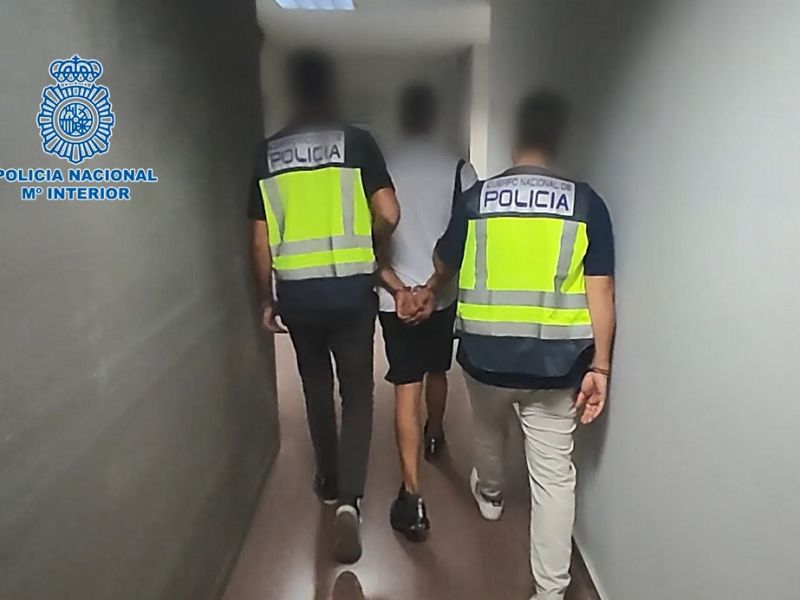 La Policía Nacional detiene al presunto autor de la muerte de una mujer de 76 años mediante el método del “mataleón”