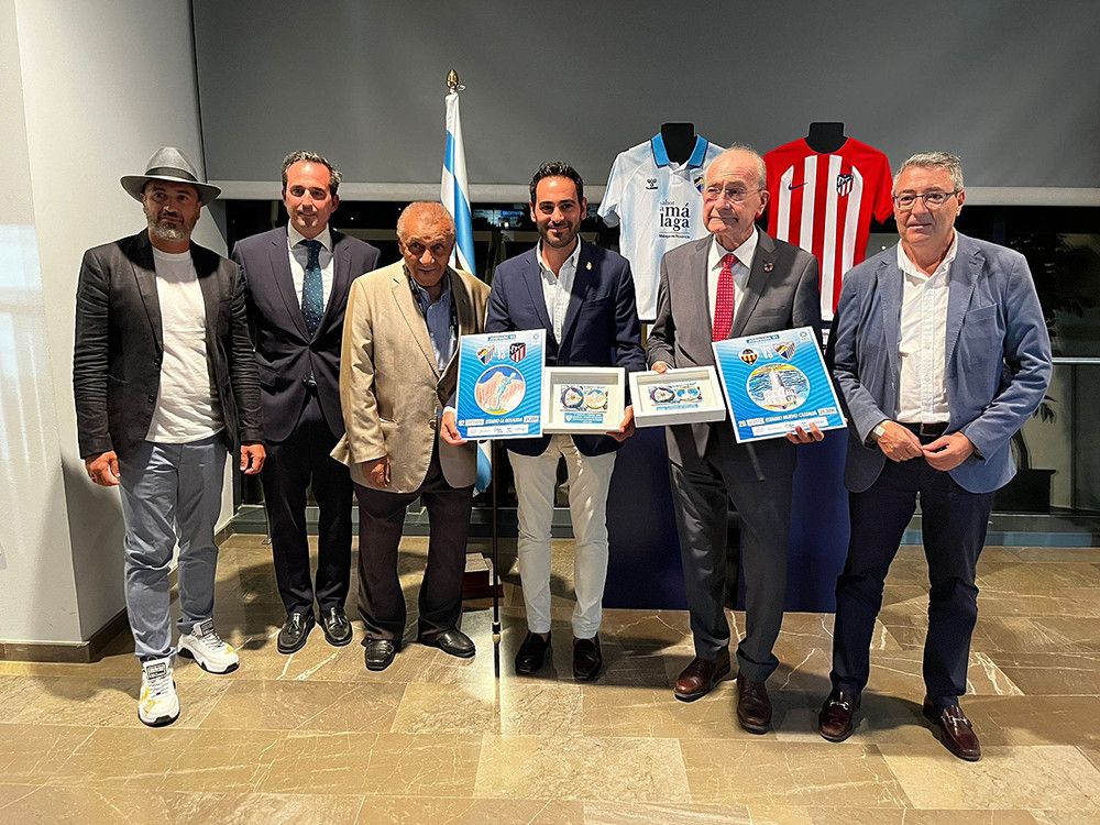 El Málaga CF homenajea a Marbella dedicando a la ciudad el brazalete en la segunda jornada de liga