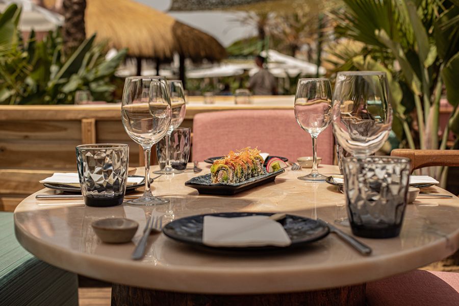 El \"dinner show\" SLVJ Marbella reabre sus puertas en Puerto Banús