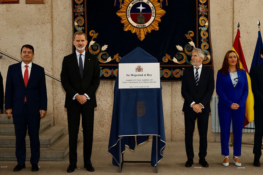 El rey inaugura el primer curso académico del Centro Universitario de la Policía Nacional