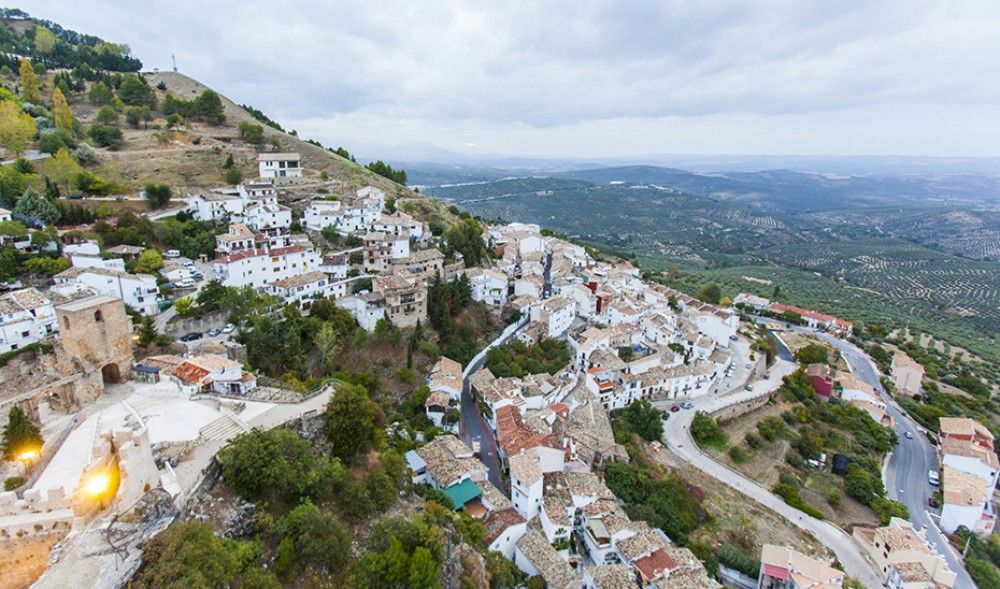 Abierta una línea de ayudas para la construcción de viviendas protegidas en zonas rurales andaluzas para asentar a la población