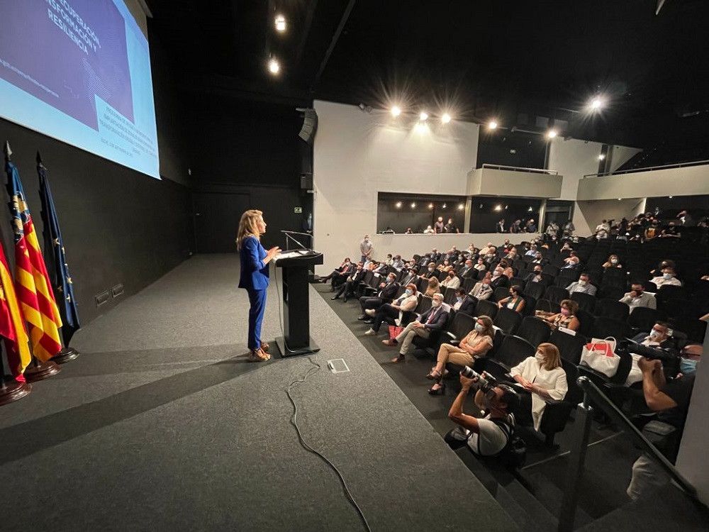 Inversión de 1.000 millones de euros de fondos europeos para descarbonizar las ciudades y transformar la movilidad