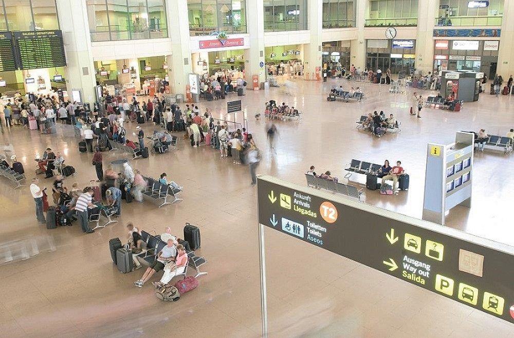 Las plazas aéreas desde los principales mercados emisores a la Costa del Sol se incrementan este verano casi un 19% respecto al mismo periodo del año anterior