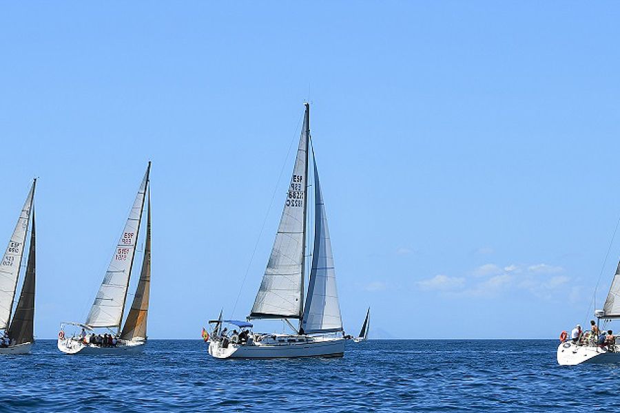 Éxito de participación en la cuarta etapa de la I Liga de Cruceros Senda Azul-Costa del Sol “Trofeo San Bernabé” celebrada en Marbella