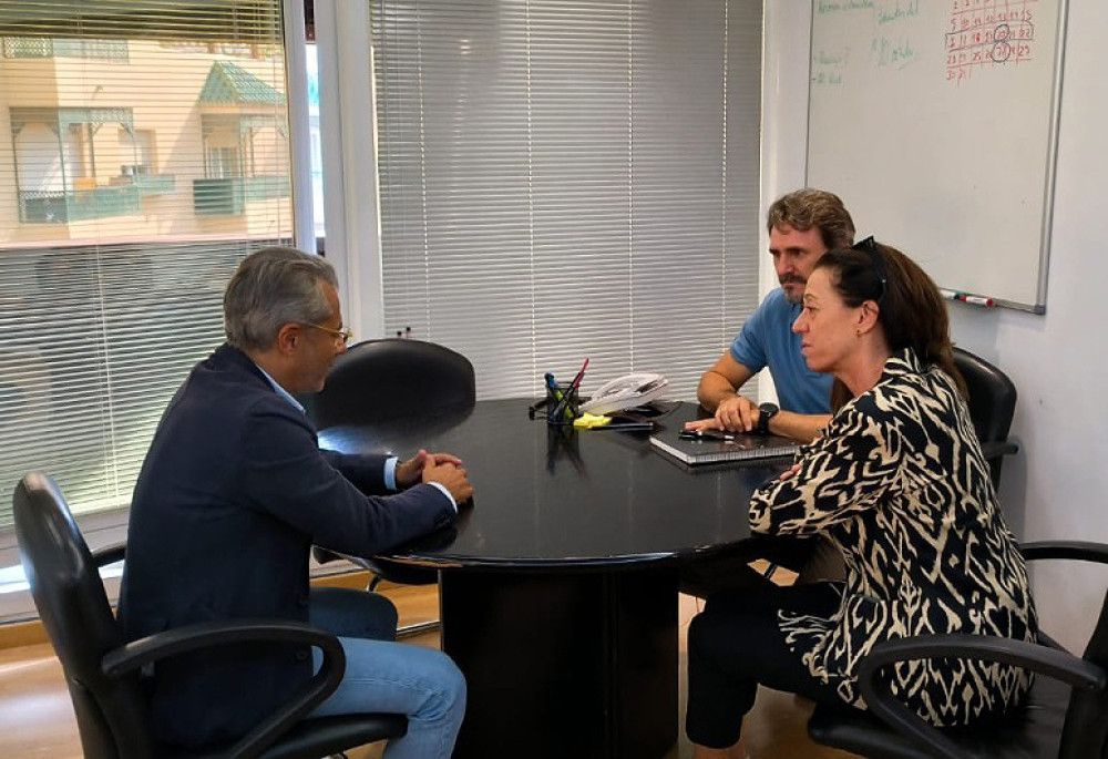 El concejal de Urbanismo, José Eduardo Díaz, se reúne con la nueva consejera delegada de Acosol, Matilde Mancha, continuando la ronda de encuentros con entidades y colegios profesionales