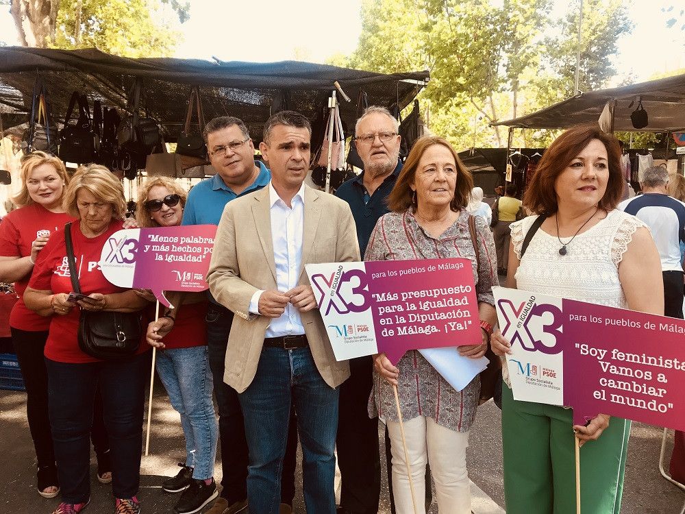 El PSOE se suma a la exigencia de que se retire la guía sobre la prostitución y pide que no se defiendan las "aberraciones" que incluye