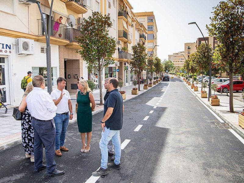 El Ayuntamiento termina la remodelación de la avenida del Trapiche con la apertura al tráfico rodado del tramo en el que se ha acometido la última fase
