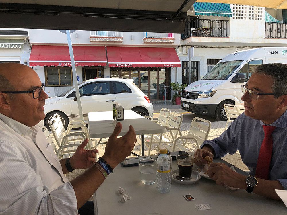 Primera visita institucional y encuentro de Francisco Salado con el alcalde de Vélez-Málaga
