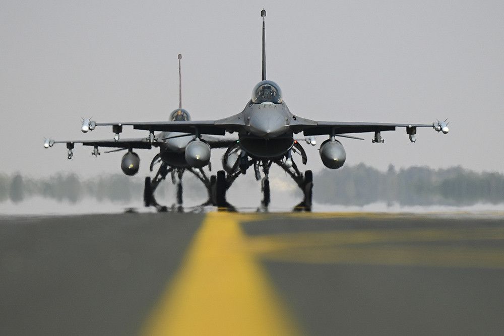 Estados Unidos dará luz verde a los países europeos para transferir los cazas F-16 a Ucrania