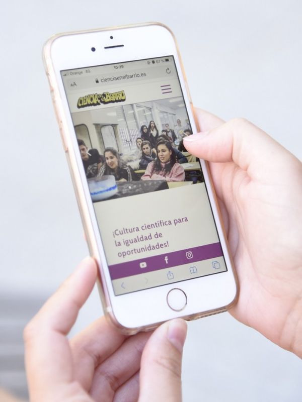 El proyecto de divulgación Ciencia en el Barrio estrena web este nuevo curso