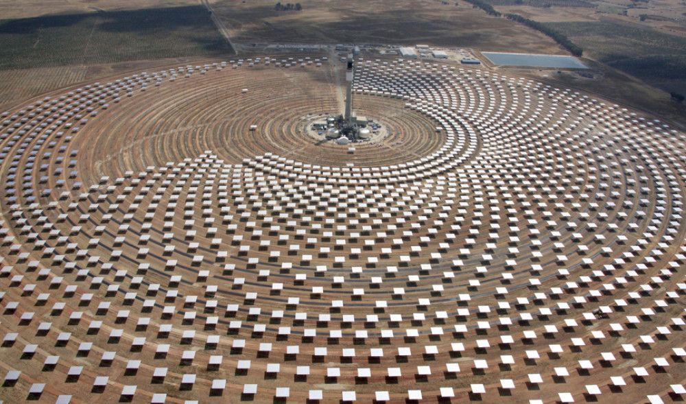 La Junta asegura a la Diputación que todos los proyectos de parques solares pasarán por controles medioambientales y urbanísticos
