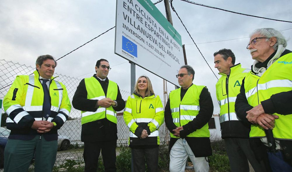 Comienzan las obras para mejorar la seguridad vial en la carretera que conecta Espartinas y Villanueva del Ariscal