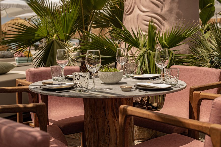 El \"dinner show\" SLVJ Marbella reabre sus puertas en Puerto Banús
