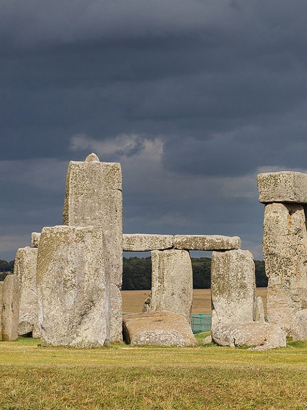 Astronomía y prehistoria dialogan en un nuevo libro ¿Qué sabemos de?