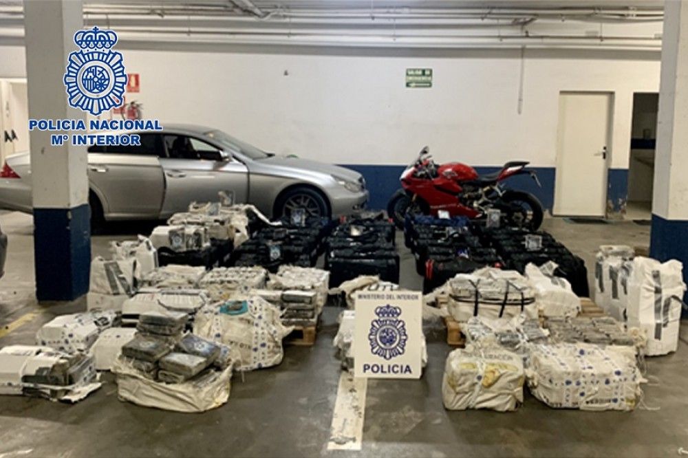 La Policía Nacional interviene en Huelva más de 1.600 kilos de cocaína ocultos en un garaje
