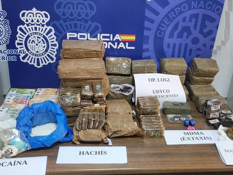 La Policia Nacional desarticula una organización criminal que trasladaba droga a través de empresas de paquetería
