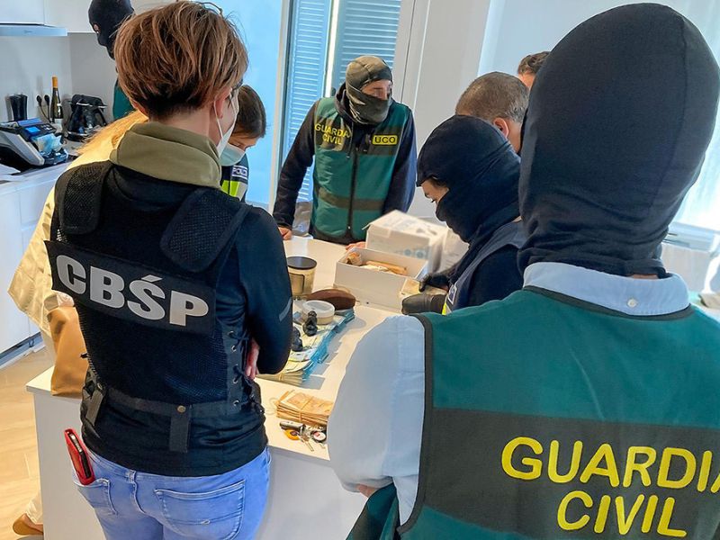Desarticulada una organización criminal internacional dedicada al transporte de estupefacientes entre España y Polonia