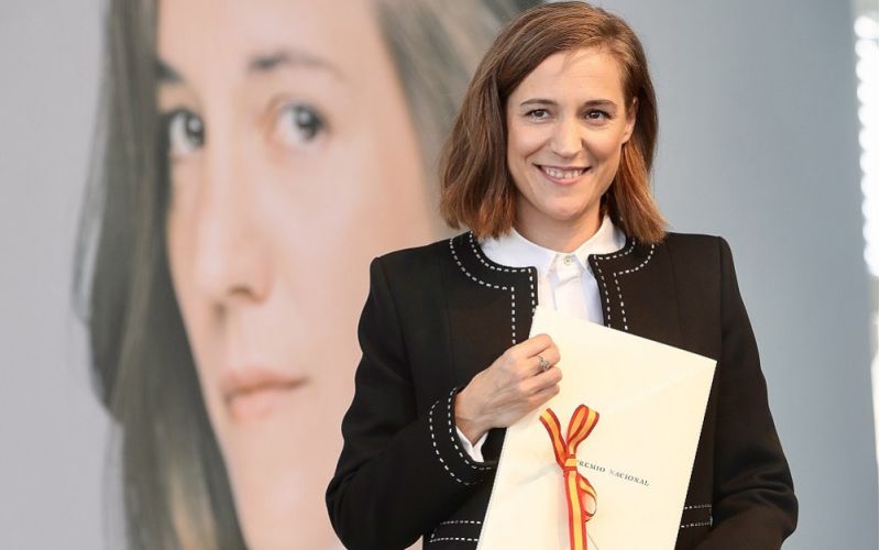 El ministro de Cultura entrega a Carla Simón el Premio Nacional de Cinematografía 2023