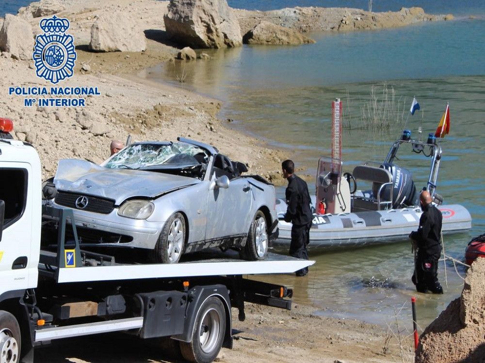 La Policía Nacional recupera del fondo de un embalse el cuerpo sin vida del hombre desaparecido en Granada desde el 6 de octubre