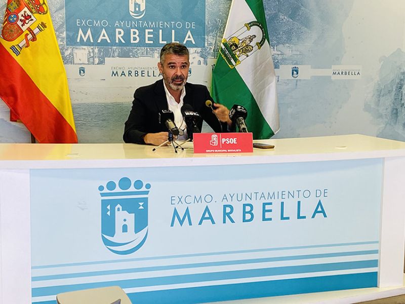 El PSOE pedirá al Ayuntamiento de Marbella más desfibriladores en las instalaciones oficiales