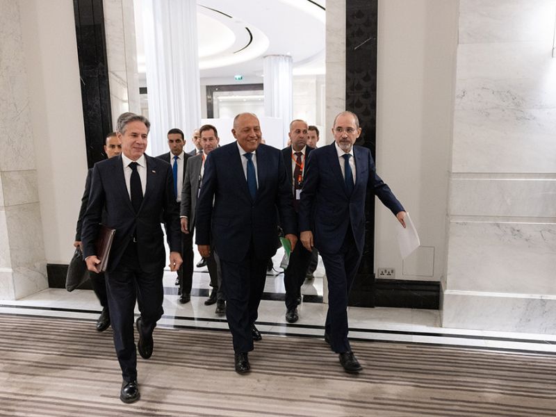 Blinken se reúne en Bagdad con el primer ministro iraquí en su gira por Oriente Medio para hablar sobre Gaza