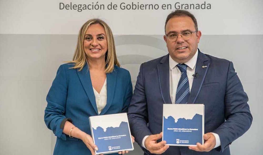 La Junta agilizará los trámites para la aprobación definitiva del PGOU de Almuñécar tras 36 años