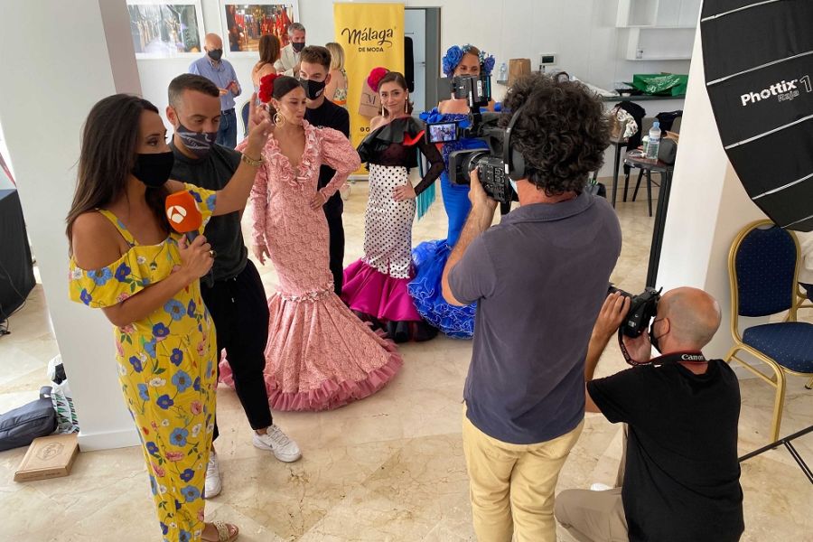 Preparativos de la exposición ‘Héroes con volantes’ de moda flamenca impulsada por Málaga de Moda