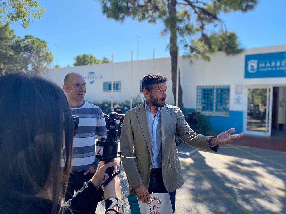 Ángel Mora acusa al gobierno de Marbella de abandonar y poner en peligro el deporte base en el municipio