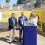 <p style="text-align: justify;">La alcaldesa, Ángeles Muñoz, ha destacado durante el acto de colocación de la primera piedra que los inmuebles se destinarán a demandantes inscritos en el registro municipal y que “estarán muy por debajo del precio de mercado”, con rentas a partir de 800 euros mensuales.</p>
 
<p style="text-align: justify;">San Pedro Alcántara contará con 172 nuevas viviendas protegidas en régimen de alquiler destinadas a facilitar el acceso a un hogar a familias del la ciudad. El proyecto contempla viviendas de uno, dos, tres y cuatro dormitorios, distribuidas en dos parcelas ubicadas en la zona sur, con superficies de aproximadamente 58 a 100 metros cuadrados, además de garaje y trastero.</p>
<p style="text-align: justify;">La alcaldesa, Ángeles Muñoz, ha destacado durante el acto de colocación de la primera piedra que esta actuación, promovida por Inmobiliaria Osuna, “supone una nueva oportunidad para aquellas personas que encuentran dificultades para acceder a inmueble” y ha subrayado que se pondrán a disposición de vecinos empadronados que estén inscritos en el Registro Municipal de Demandantes de Vivienda, que actualmente cuenta con alrededor de 1.800 solicitantes, mediante el procedimiento de adjudicación correspondiente.</p>
<p style="text-align: justify;">La regidora ha avanzado que “los precios van a estar muy por debajo del precio de mercado”, con rentas desde los 800 euros mensuales, al tiempo que ha puesto en valor las características de una promoción que ofrecerá distintas tipologías y dimensiones, “adaptadas a las necesidades de diferentes unidades familiares”.</p>
<h3 style="text-align: justify;">Distribución</h3>
<p style="text-align: justify;">La actuación, que tiene un plazo de ejecución previsto de dos años, se distribuye en dos parcelas, con 132 viviendas en una de ellas y 40 en la segunda, configuradas en dos bloques cada una. El proyecto incorpora espacios libres ajardinados entre las edificaciones y busca generar un entorno residencial de calidad, con zonas comunes destinadas al uso de los residentes.</p>
<p style="text-align: justify;">Las dos promociones dispondrán además de piscina y club social comunitario, mientras que todas las viviendas contarán con algún espacio exterior privativo, ya sea terraza, patio u otra superficie de uso exclusivo.</p>
<p style="text-align: justify;">Los accesos peatonales a los edificios se realizarán desde las zonas interiores de las manzanas, complementándose con los accesos rodados a través de los garajes. El conjunto incluirá también ocho viviendas adaptadas para personas con movilidad reducida, seis en la promoción de 132 unidades y dos en la de 40, así como seis locales comerciales, cuatro en la parcela de mayor tamaño y dos en la segunda.</p>
<p style="text-align: justify;">La primera edil ha enmarcado los proyectos, bautizados como Puerta Magna I y II, en el desarrollo experimentado por la zona sur de San Pedro Alcántara, “donde el crecimiento residencial ha ido acompañado de la creación de nuevos equipamientos y servicios públicos”.</p>
<p style="text-align: justify;">En este ámbito se han incorporado, entre otras dotaciones, centros educativos, instalaciones deportivas, espacios infantiles y nuevas infraestructuras destinadas a ampliar los servicios disponibles para los vecinos, así como las 84 VPO en régimen de compra que actualmente están en ejecución. Muñoz ha recordado igualmente que el desarrollo de este tipo de inmuebles “es una de las líneas de trabajo que el Ayuntamiento mantiene para ampliar las alternativas residenciales en el término municipal, tanto mediante promociones destinadas al alquiler como a través de actuaciones de vivienda protegida en venta”.</p>
<p style="text-align: justify;">Por su parte, el arquitecto y socio fundador de Eddea Arquitectura y Urbanismo, Luis Ybarra, ha explicado que la configuración de las parcelas y la disposición de los edificios “permiten generar espacios comunitarios interiores y mejorar el aprovechamiento de las zonas comunes”.</p>
<p style="text-align: justify;">Asimismo, ha resaltado que todas las viviendas dispondrán “de un espacio exterior privativo”, una característica que, según ha señalado, “aporta valor añadido al conjunto residencial”. Por último, Ybarra ha destacado la coordinación mantenida con los servicios técnicos municipales y el trabajo del equipo de profesionales que ha participado en la definición arquitectónica y urbanística de la promoción.&nbsp;</p>