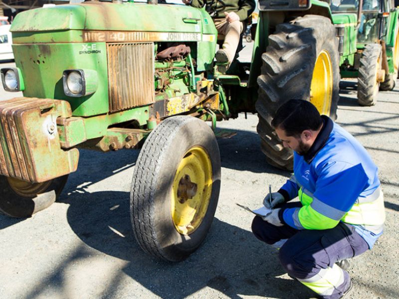 Más de 60 municipios contarán con un refuerzo del servicio de ITV agrícola con motivo de la campaña de la aceituna