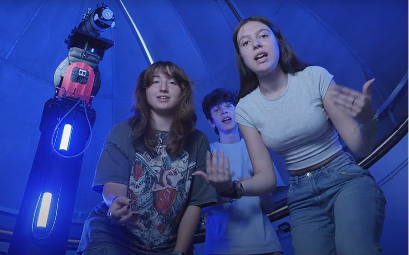 Rap conCIENCIA lanza un nuevo videoclip: Astronomía’