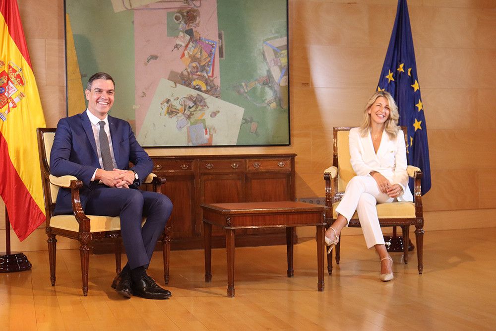 Pedro Sánchez inicia los contactos para la formación de gobierno reuniéndose con Yolanda Díaz