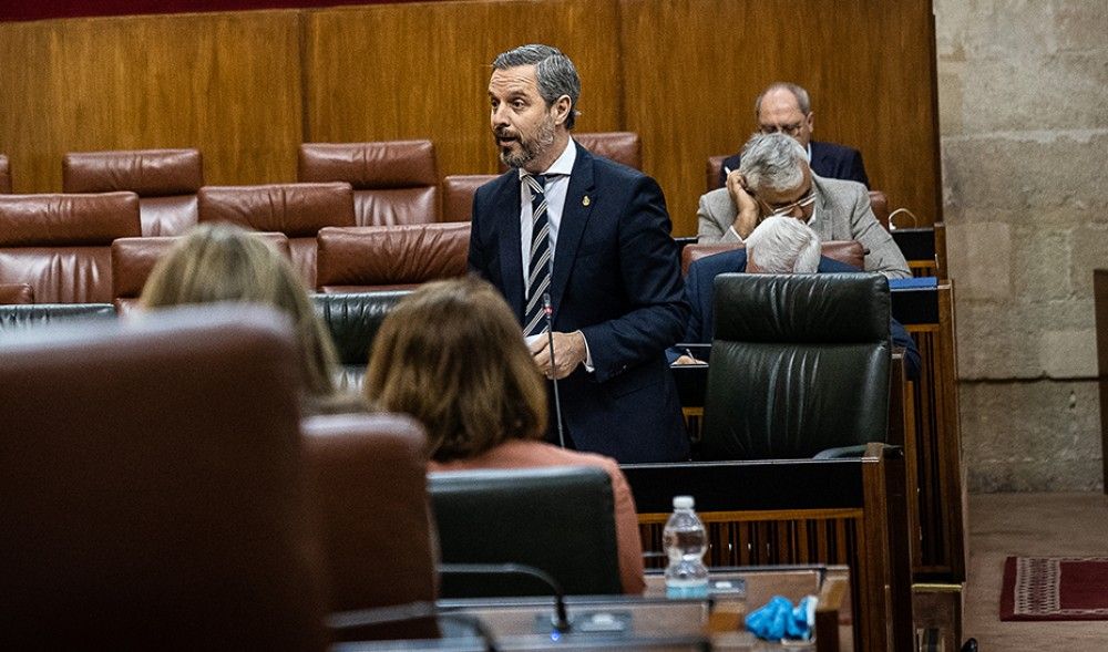 El consejero de Hacienda pide al Gobierno que autorice un mayor endeudamiento a las autonomías