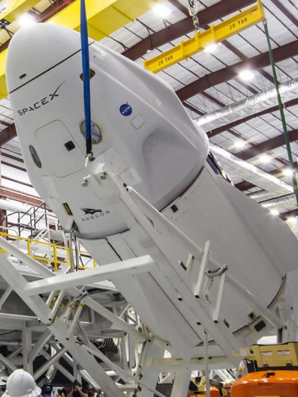 La NASA y SpaceX programan su segundo vuelo tripulado a la ISS para el 22 de abril