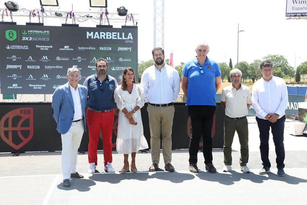 Marbella reúne a los mejores equipos nacionales de baloncesto 3X3 en el torneo Herbalife, que se está disputando en San Pedro Alcántara