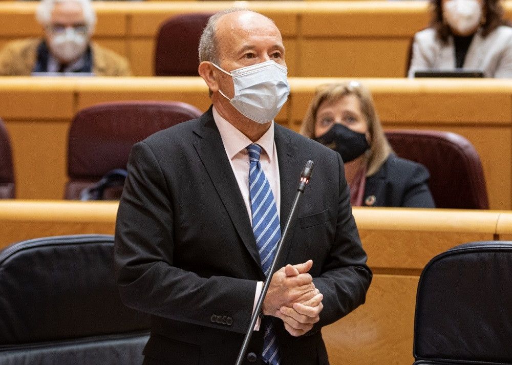 El ministro de Justicia tira balones fuera cuando el Senado le pregunta por los indultos a los secesionistas catalanes