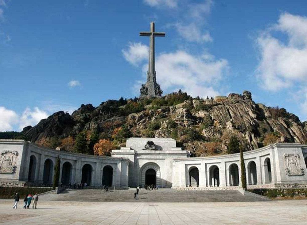 El Gobierno exhumará los cuerpos del general Queipo de Llano y de José Antonio Primo de Rivera tan pronto entre en vigor la nueva Ley de Memoria Democrática