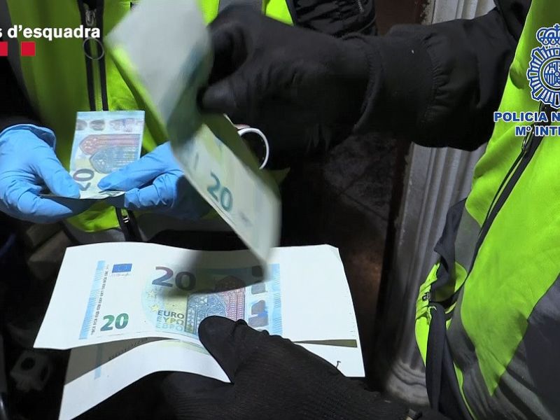 Desarticulado un activo clan familiar responsable de la fabricación y distribución de billetes falsos por todo el litoral catalán