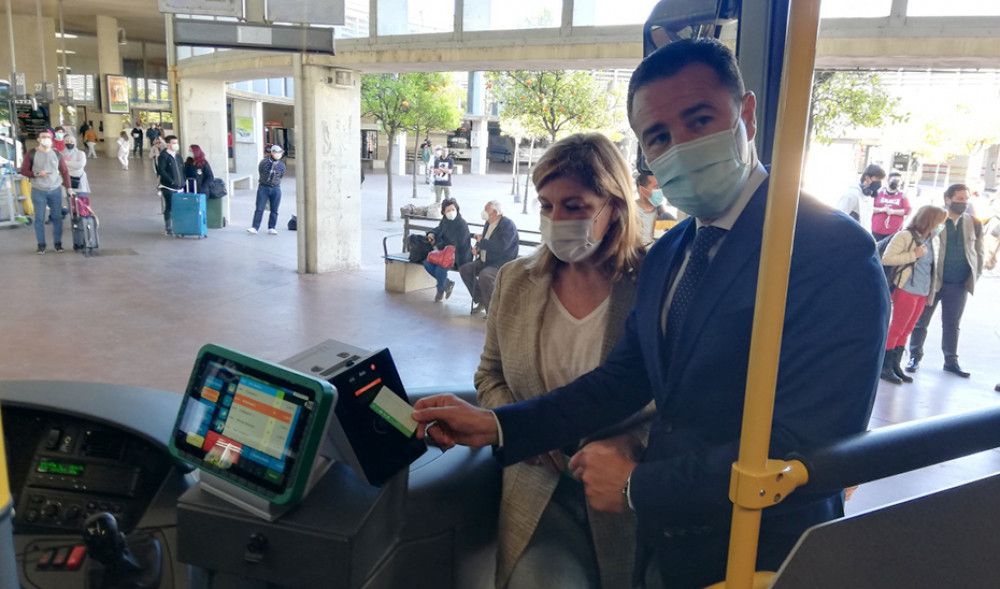 La red de consorcios de transporte invertirá seis millones de euros en la renovación tecnológica de la tarjeta sin contacto