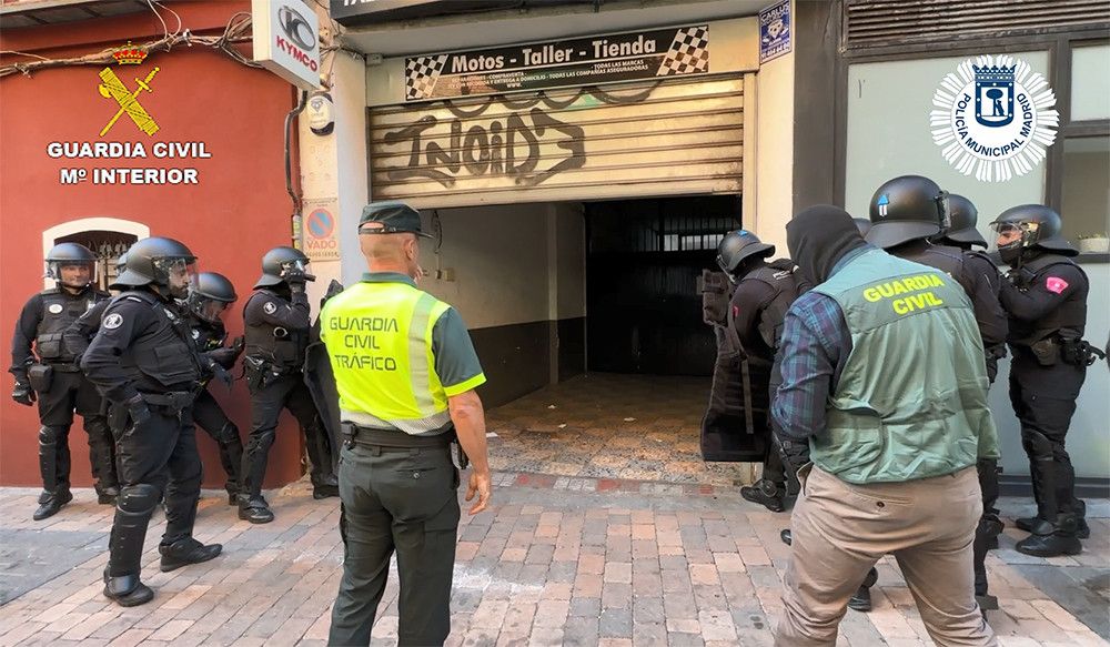 Desarticulada una organización criminal dedicada a la sustracción de vehículos, para su posterior manipulación, despiece y venta como piezas originales