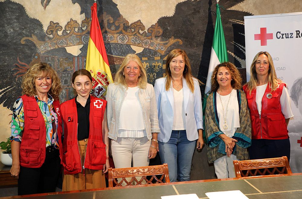 El Ayuntamiento renueva el convenio con Cruz Roja, al que destinará más de 440.000 euros para garantizar la asistencia a las personas sin hogar del municipio