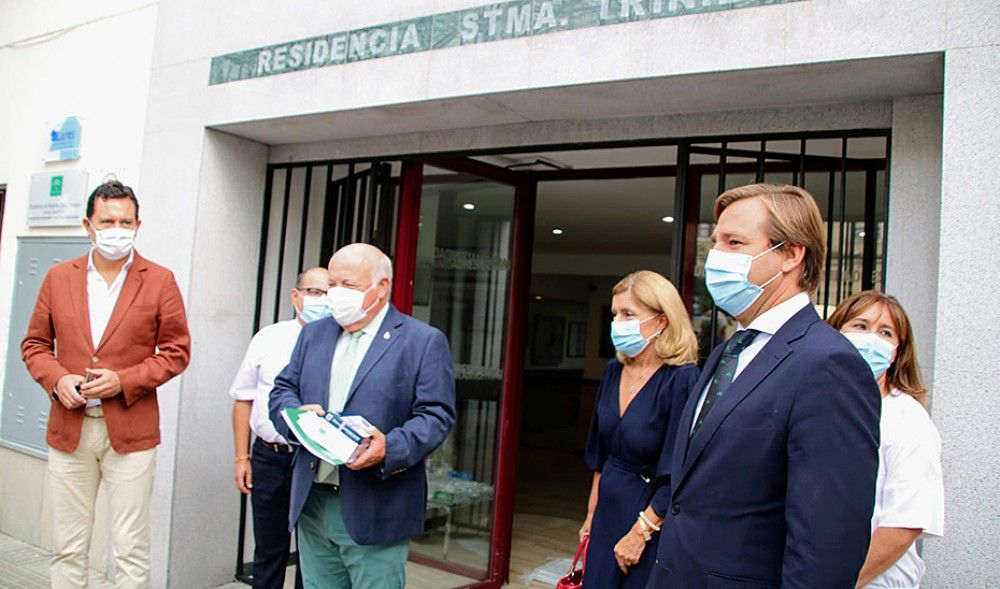 Salud comienza a aplicar los test rápidos de antígenos en centros de mayores y discapacidad