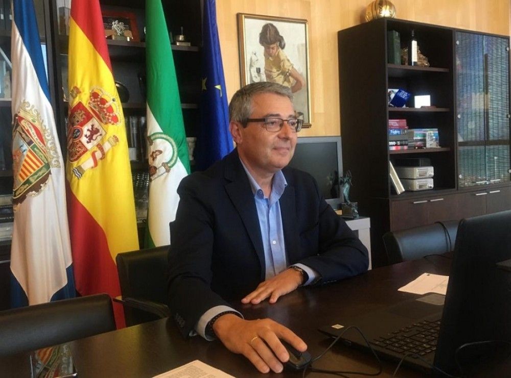 Salado expone el Plan Málaga y las líneas estratégicas de sostenibilidad de la Diputación en un encuentro sobre los nuevos retos de las administraciones