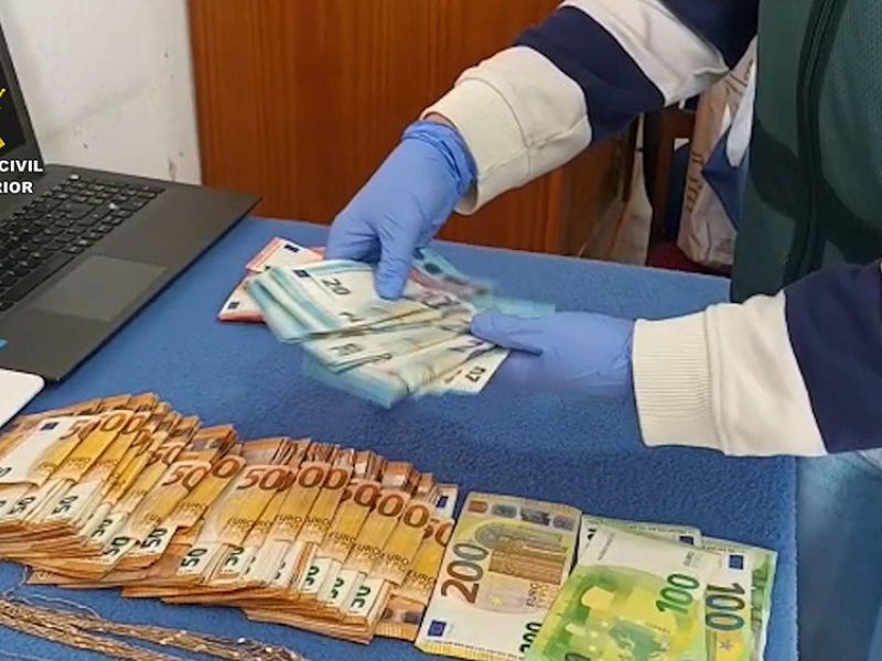 Desarticulada una organización criminal por estafar mediante ataques informáticos más de 5 millones de euros a empresas de todo el mundo