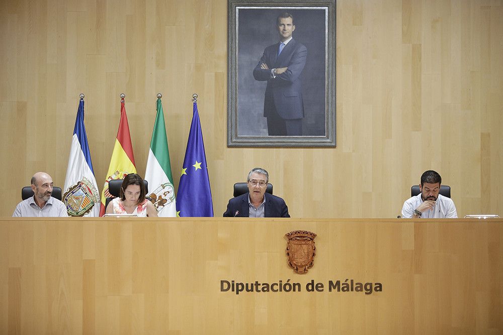 Diputación aprueba una modificación presupuestaria para financiar las ayudas de 17 millones de euros a los ayuntamientos por la sequía