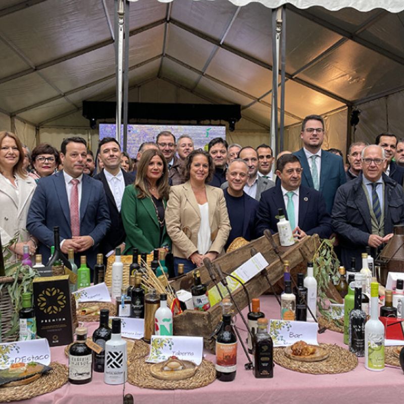 Los envases de AOVE andaluces incorporarán un código QR para informar sobre sus propiedades saludables